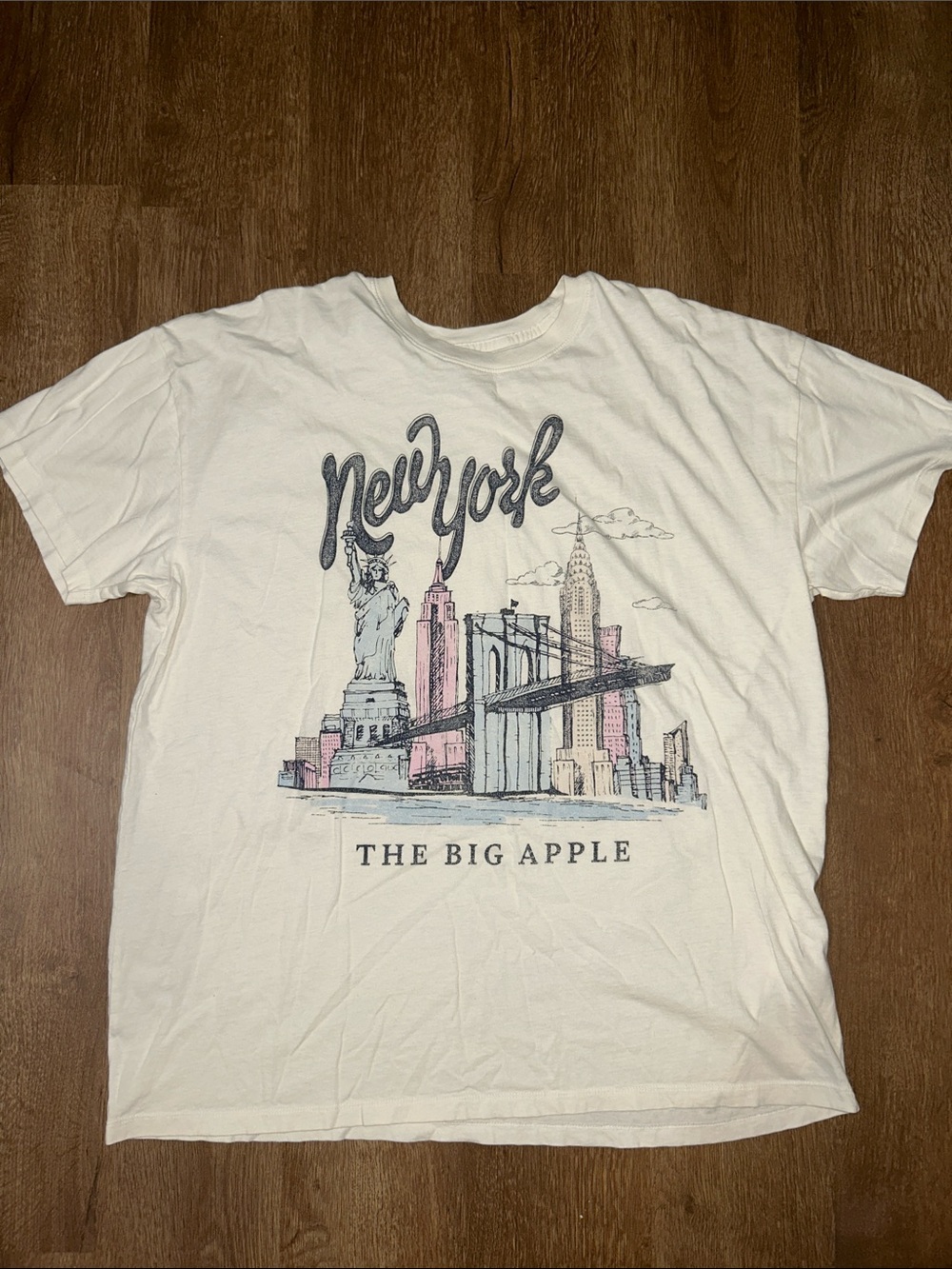 Hollister White New York 'The Big Apple' Graphic Tee